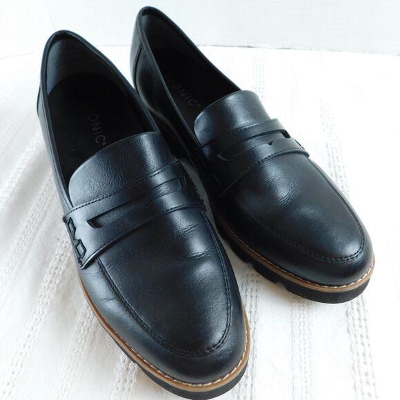 Vionic Women's Cheryl II Loafers Black 7.5 (fits like 7)  Leather Comfort MINT! - Picture 3 of 14